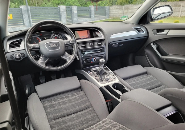 Audi A4 cena 49900 przebieg: 222000, rok produkcji 2012 z Strzyżów małe 631